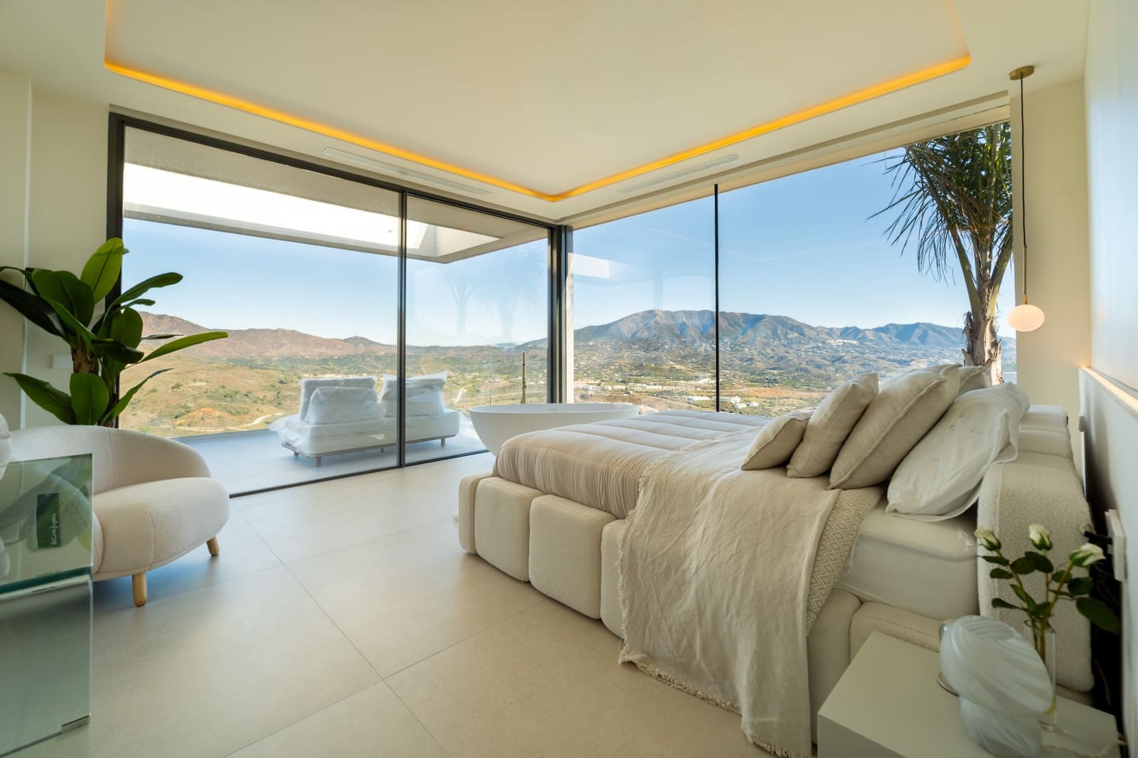 Chalet de 5 habitaciones en Mijas Costa en venta con piscina garaje - 3.100.000 € (Ref: 9485191)