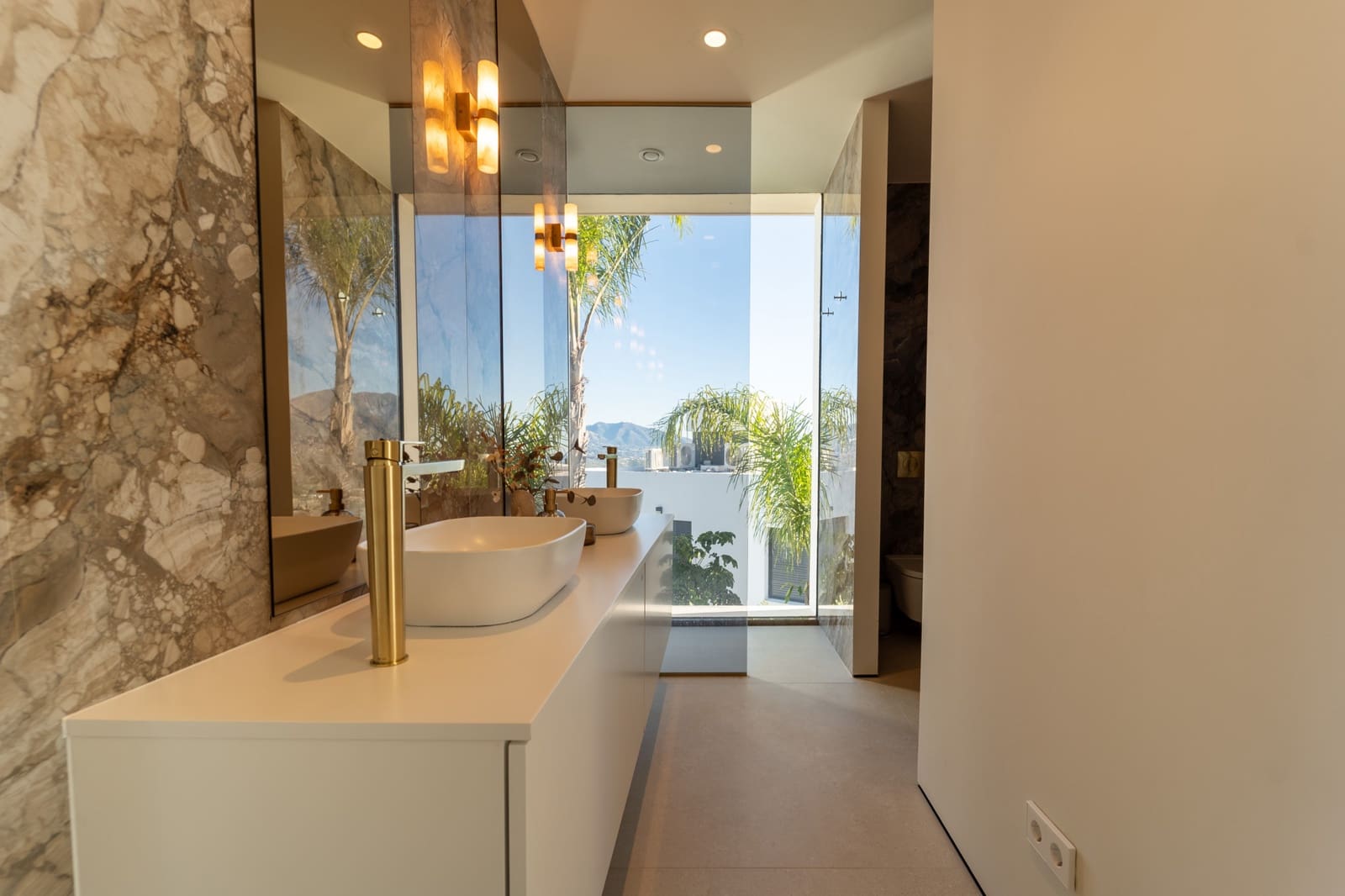 Chalet de 5 habitaciones en Mijas Costa en venta con piscina garaje - 3.100.000 € (Ref: 9485191)