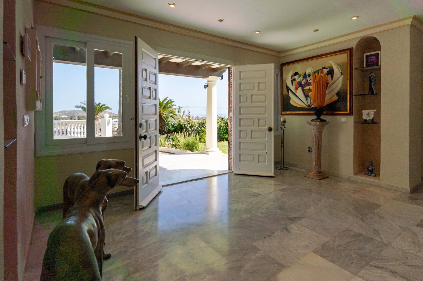 5 bedroom Villa for sale in Mijas Costa with pool garage - € 2,450,000 (Ref: 9486689)