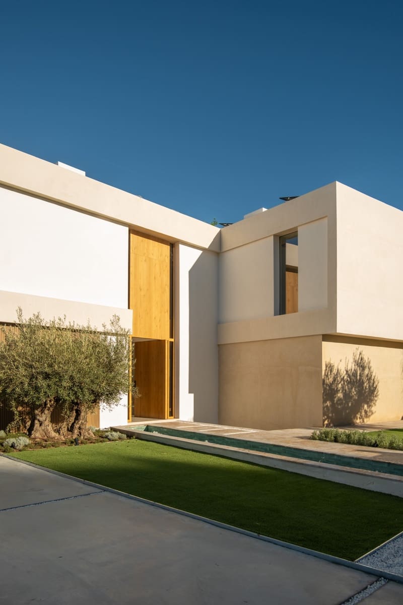 5 bedroom Villa for sale in La Cala de Mijas with pool garage - € 3,100,000 (Ref: 9491145)