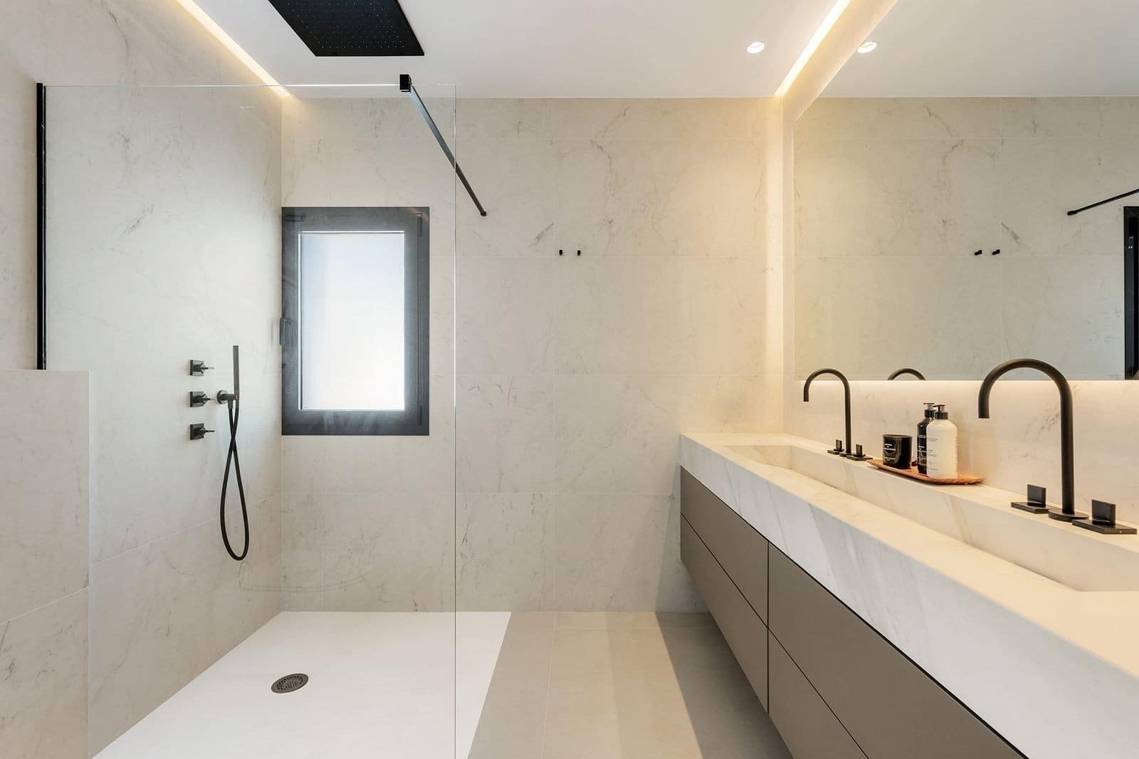 5 camera da letto Villa in vendita in Golden Mile con piscina garage - 9.950.000 € (Rif: 9494423)