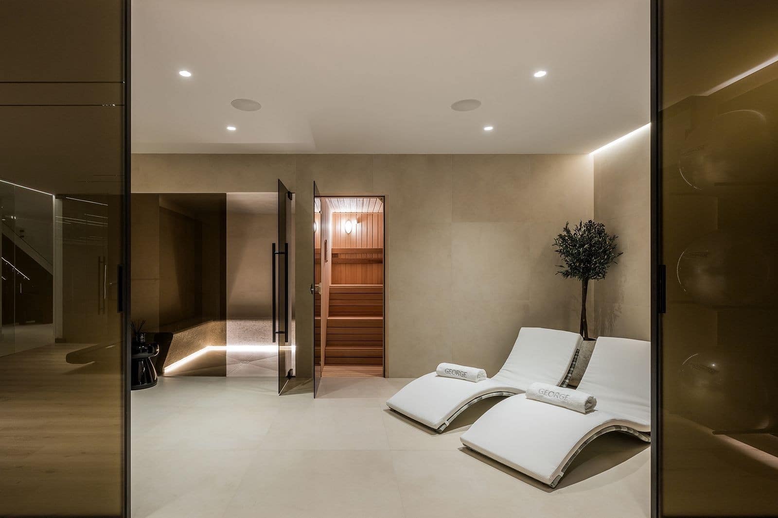 5 camera da letto Villa in vendita in Golden Mile con piscina garage - 9.950.000 € (Rif: 9494423)