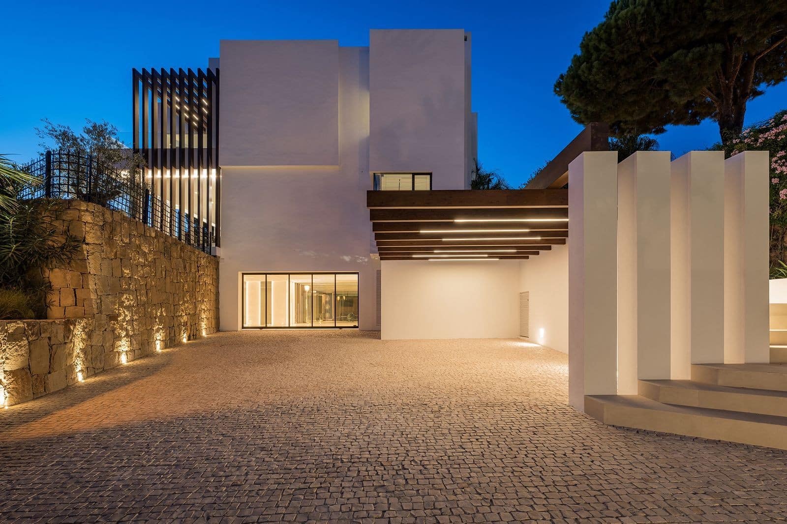 5 camera da letto Villa in vendita in Golden Mile con piscina garage - 9.950.000 € (Rif: 9494423)