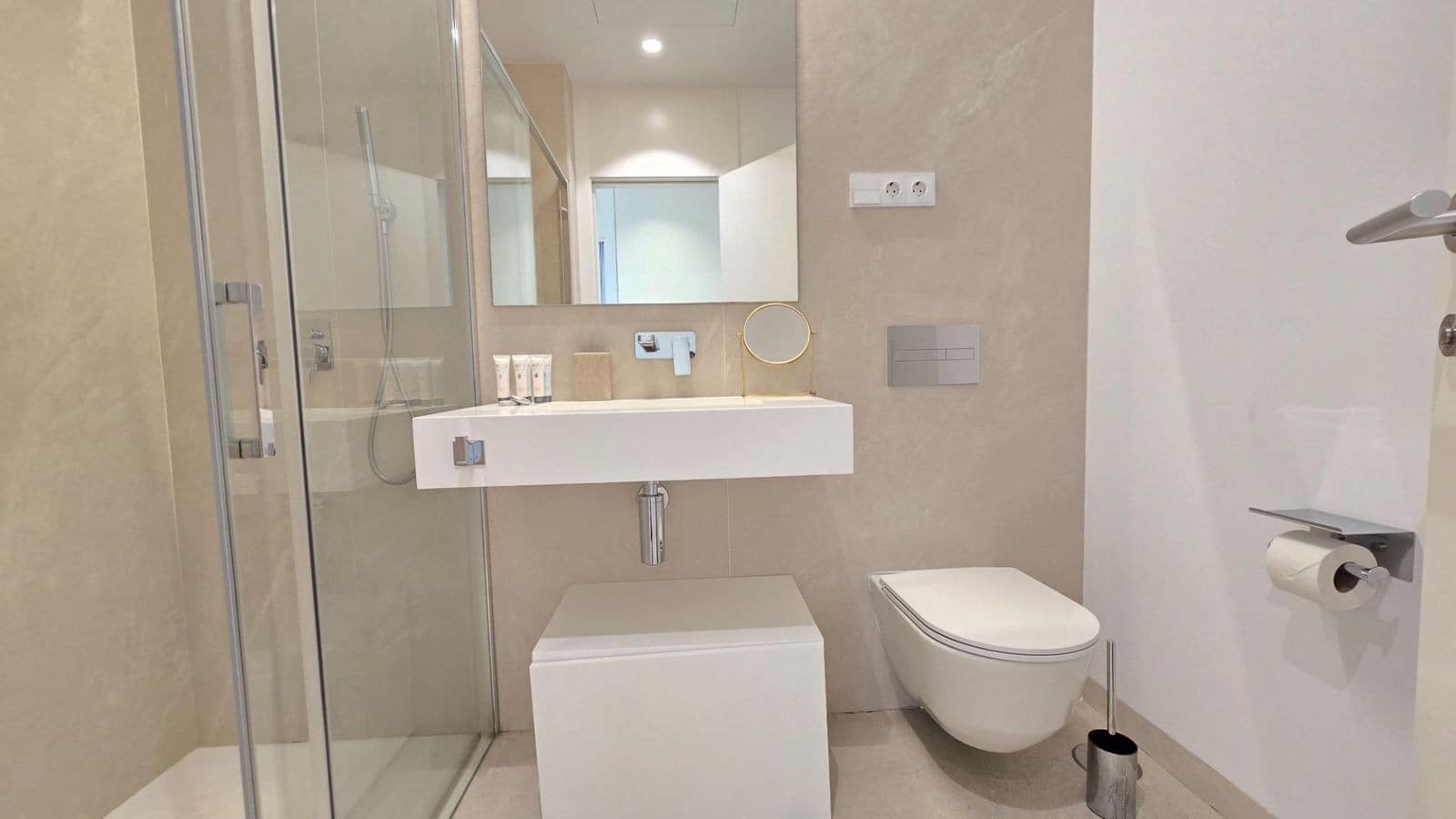 3 soverom Leilighet til salgs i Torremolinos med svømmebasseng garasje - € 1 550 000 (Ref: 9494424)