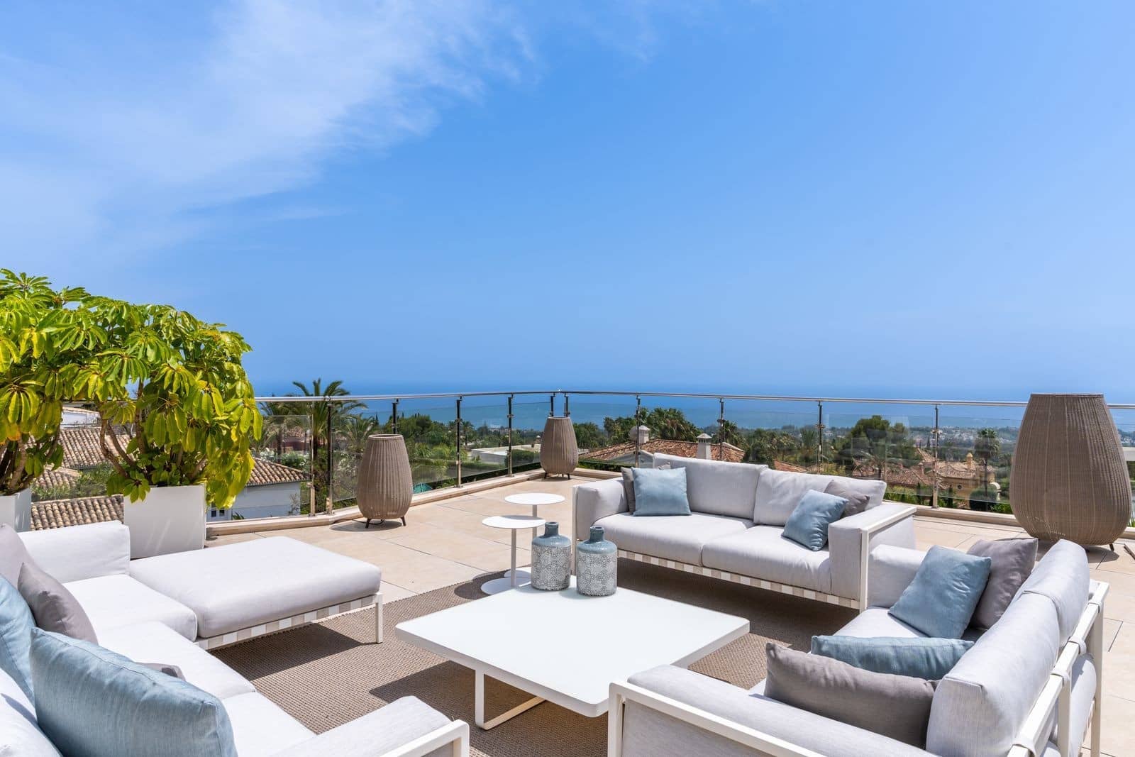 4 Zimmer Villa zu verkaufen in Marbella mit Pool Garage - 3.950.000 € (Ref: 9499674)