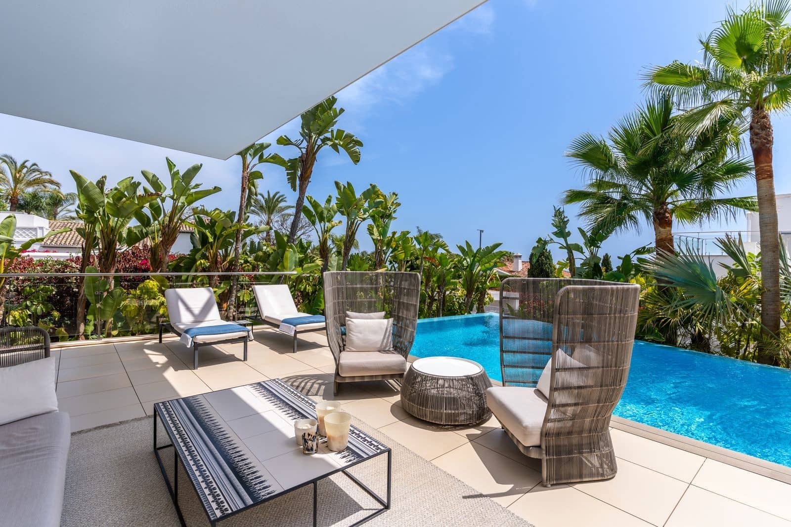 4 Zimmer Villa zu verkaufen in Marbella mit Pool Garage - 3.950.000 € (Ref: 9499674)