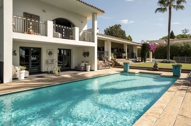 5 soverom Villa til salgs i El Paraiso, Estepona med svømmebasseng garasje - € 3 195 000 (Ref: 9499675)