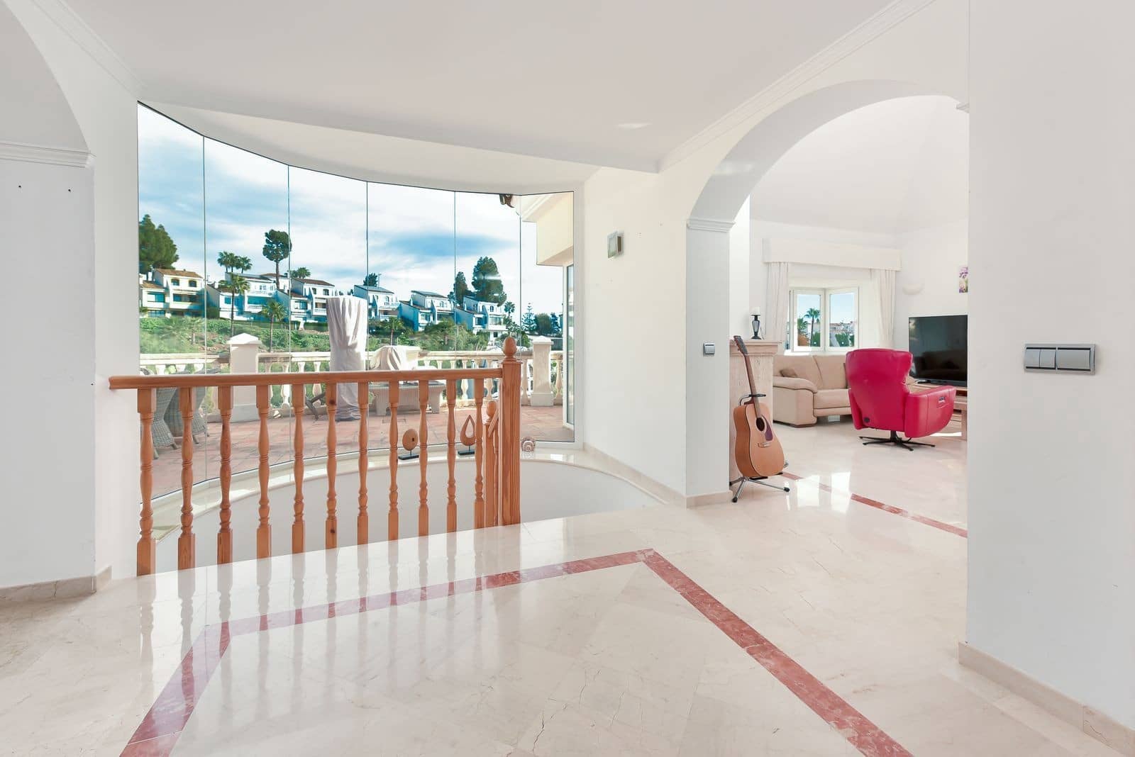 3 soveværelse Villa til salg i Calahonda med swimmingpool garage - € 1.285.000 (Ref: 9501971)