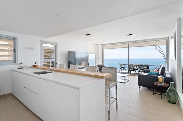 3 quarto Apartamento para venda em El Higuerón, Fuengirola - 1 050 000 € (Ref: 9513113)