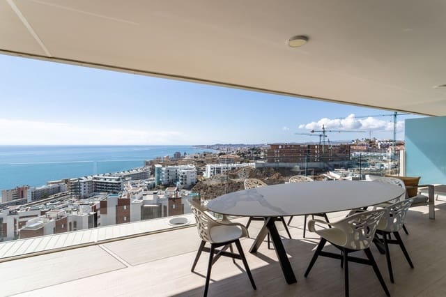 3 quarto Apartamento para venda em El Higuerón, Fuengirola - 1 050 000 € (Ref: 9513113)
