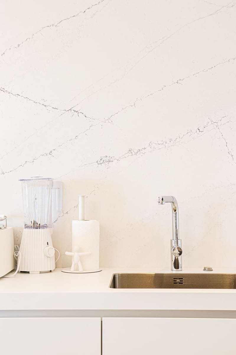 2 bedroom Apartment for sale in Estepona with pool garage - € 1,340,000 (Ref: 9513115)