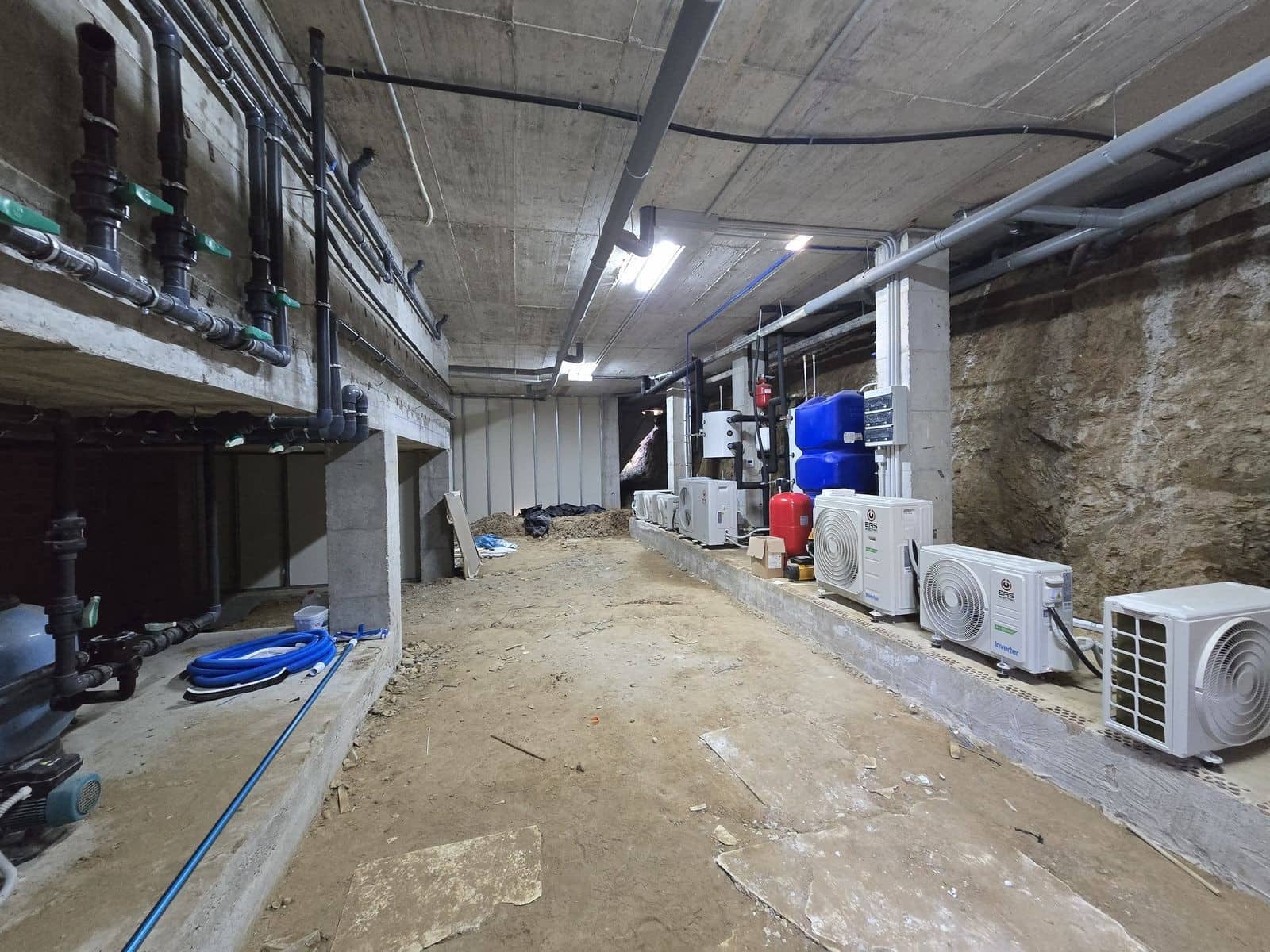 4 Zimmer Villa zu verkaufen in Marbella mit Pool Garage - 1.599.000 € (Ref: 9513117)