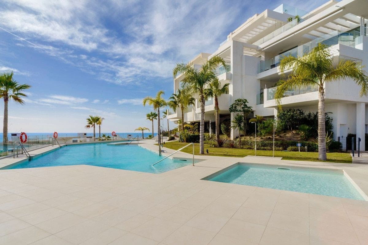 2 bedroom Apartment for sale in Ojen with pool garage - € 760,000 (Ref: 9513119)