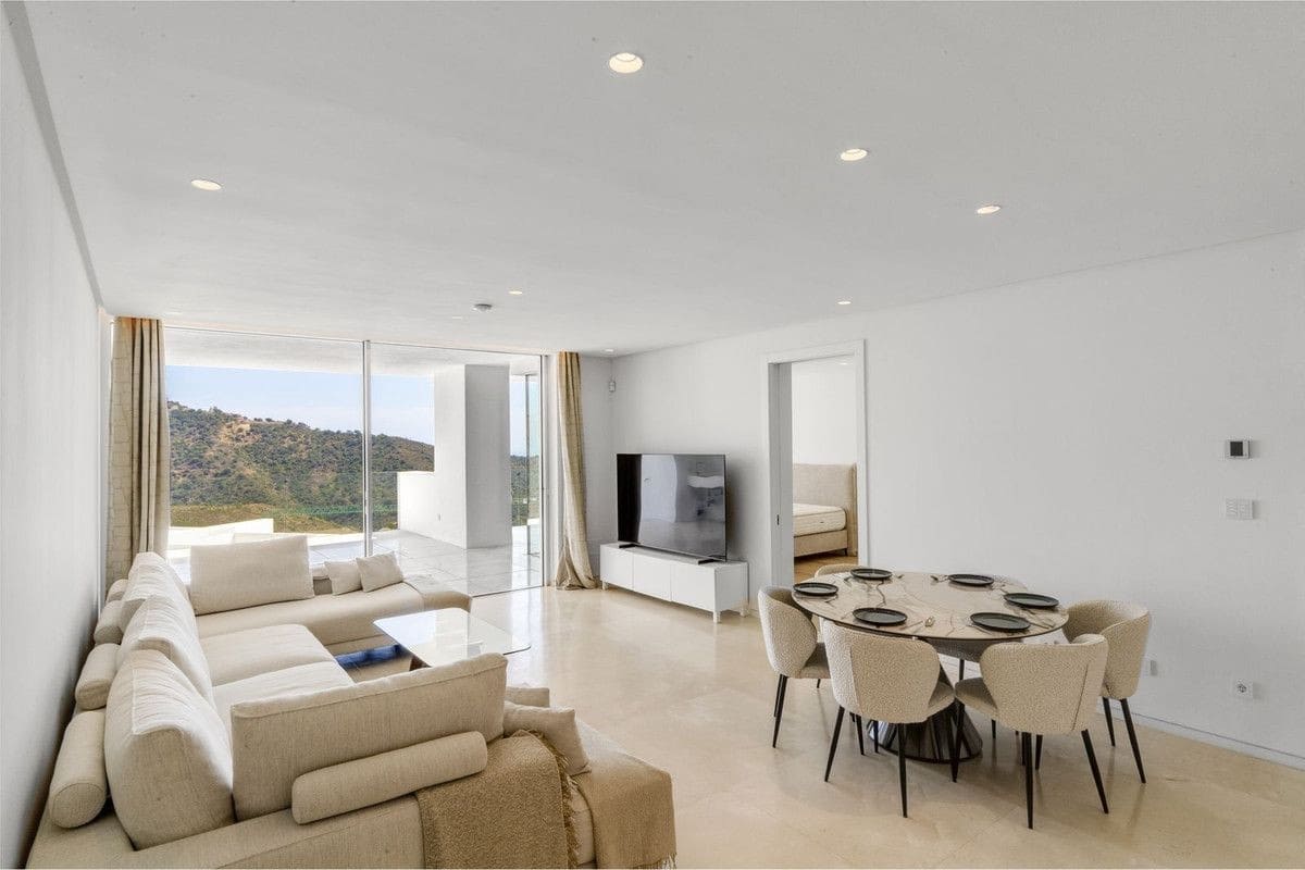 2 bedroom Apartment for sale in Ojen with pool garage - € 760,000 (Ref: 9513119)