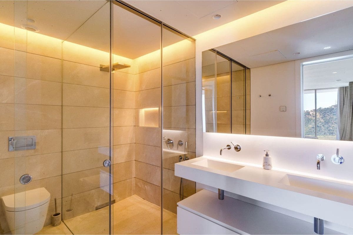 2 bedroom Apartment for sale in Ojen with pool garage - € 760,000 (Ref: 9513119)