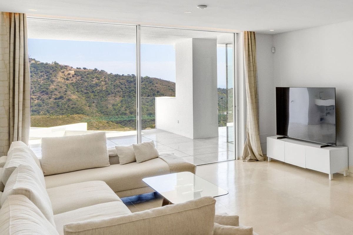 2 bedroom Apartment for sale in Ojen with pool garage - € 760,000 (Ref: 9513119)