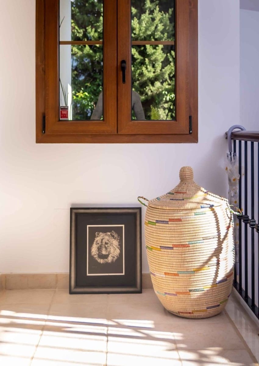 4 soveværelse Villa til salg i Estepona med swimmingpool garage - € 1.299.000 (Ref: 9513121)