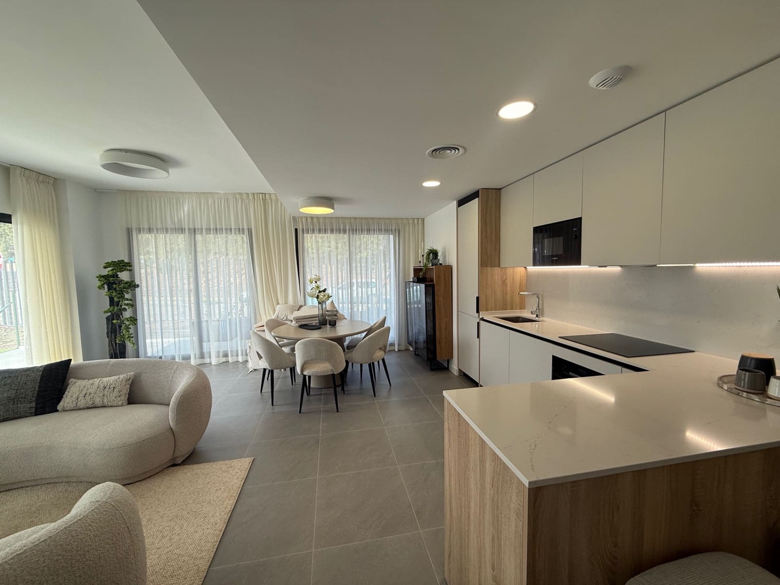 2 soveværelse Lejlighed til salg i El Chaparral med swimmingpool garage - € 410.000 (Ref: 9518792)
