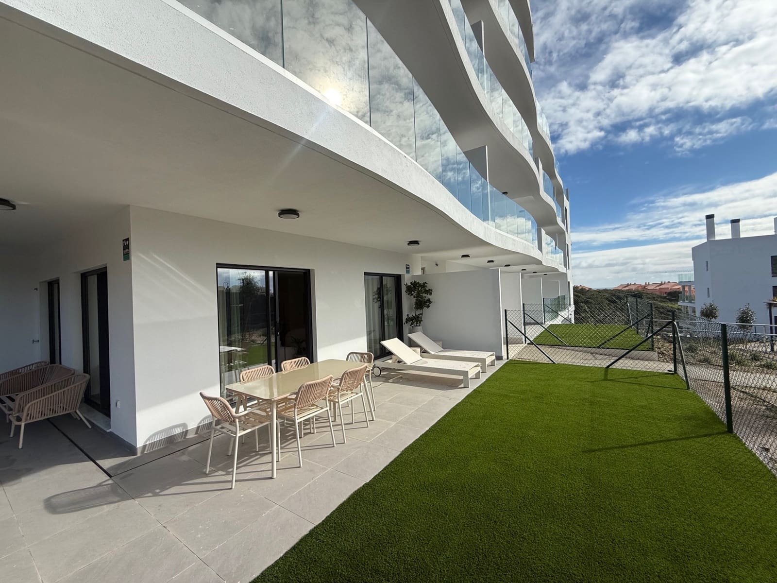 2 soveværelse Lejlighed til salg i El Chaparral med swimmingpool garage - € 410.000 (Ref: 9518792)