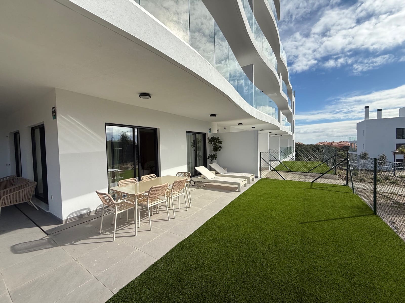 2 soveværelse Lejlighed til salg i El Chaparral med swimmingpool garage - € 410.000 (Ref: 9518792)