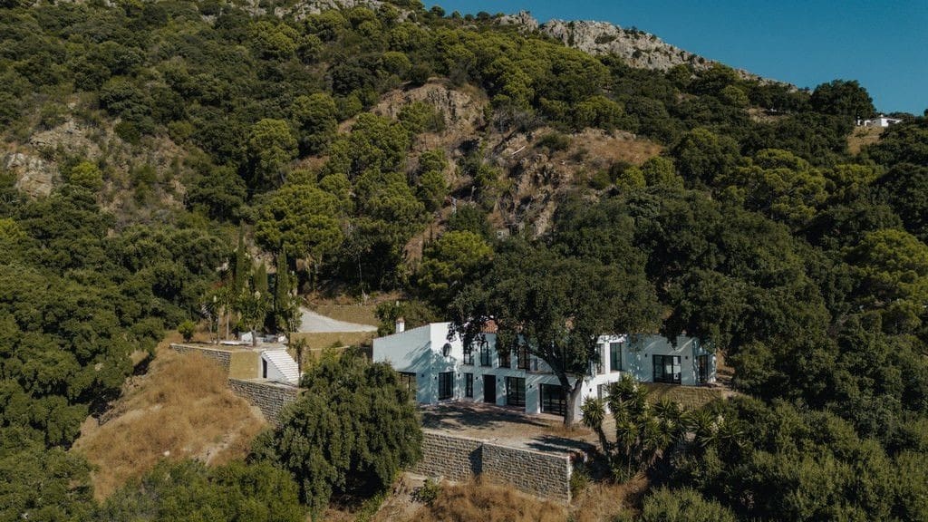 5 bedroom Finca/Country House for sale in Casares - € 1,550,000 (Ref: 9518793)