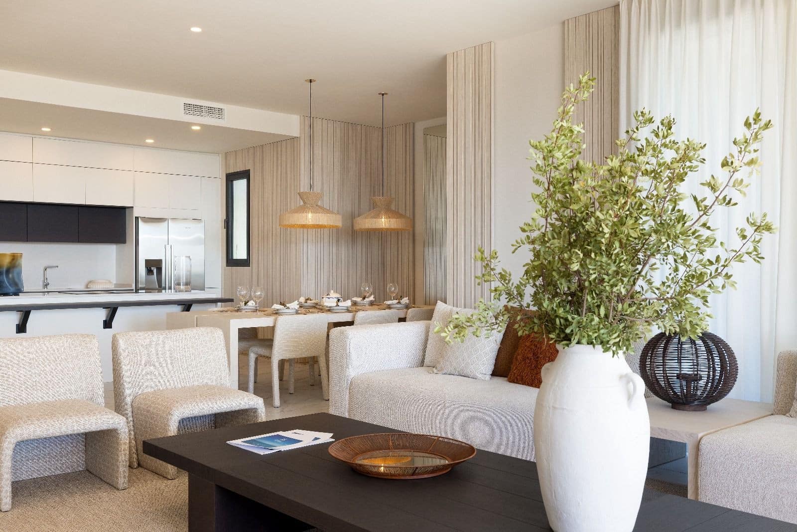 Apartamento de 3 habitaciones en Estepona en venta con piscina - 1.387.000 € (Ref: 9527300)