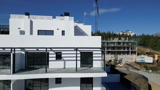 2 makuuhuone Huoneisto myytävänä paikassa El Chaparral, Mijas mukana uima-altaan 
autotalli - 479 000 € (Ref: 9527301)