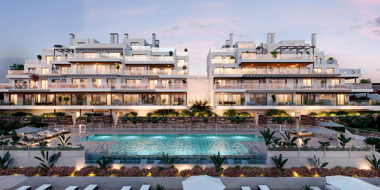 Apartamento de 2 habitaciones en Estepona en venta con piscina garaje - 670.000 € (Ref: 9527306)