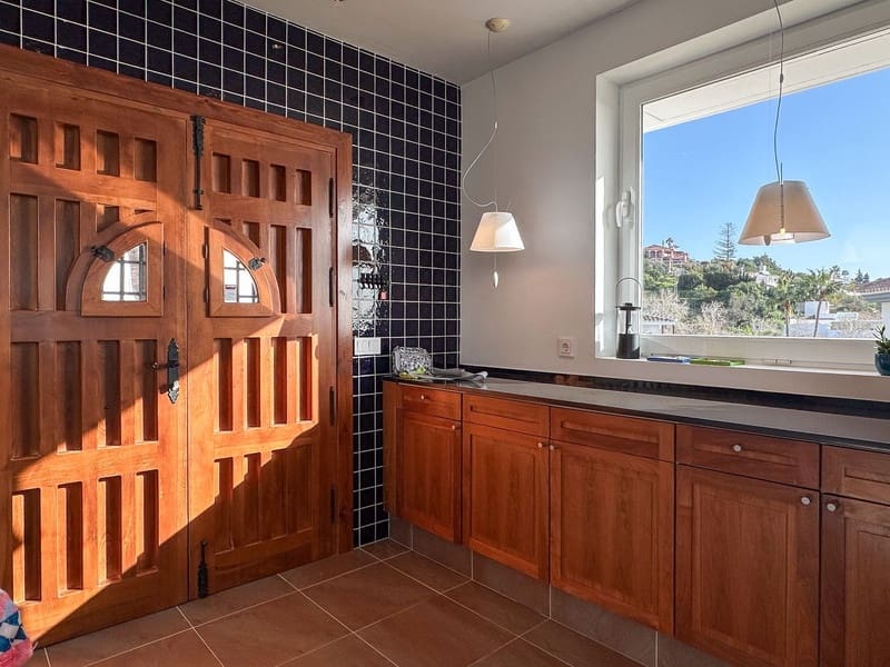 4 camera da letto Villa in vendita in La Capellania con piscina garage - 2.695.000 € (Rif: 9527341)