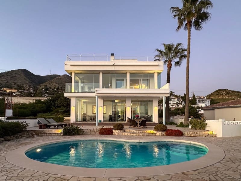 4 camera da letto Villa in vendita in La Capellania con piscina garage - 2.695.000 € (Rif: 9527341)