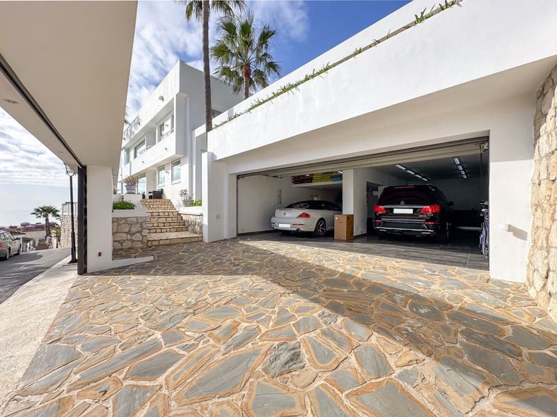 4 camera da letto Villa in vendita in La Capellania con piscina garage - 2.695.000 € (Rif: 9527341)