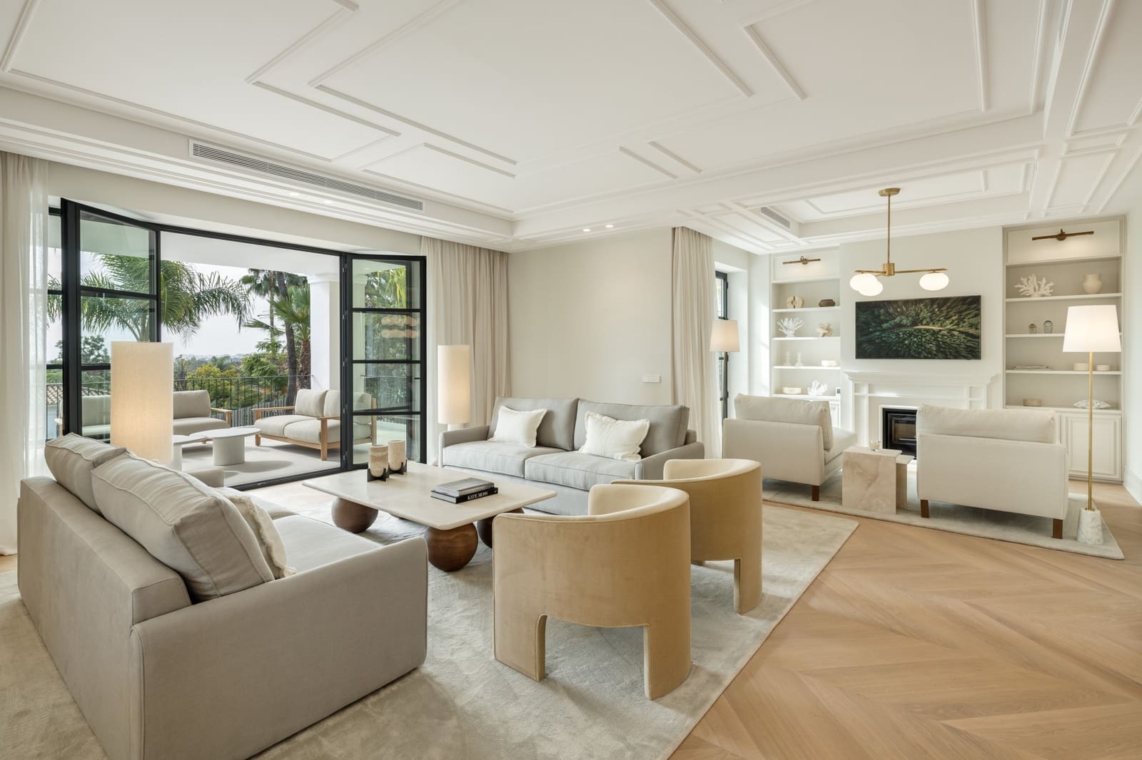 5 bedroom Villa for sale in Marbella with garage - € 4,995,000 (Ref: 9527348)