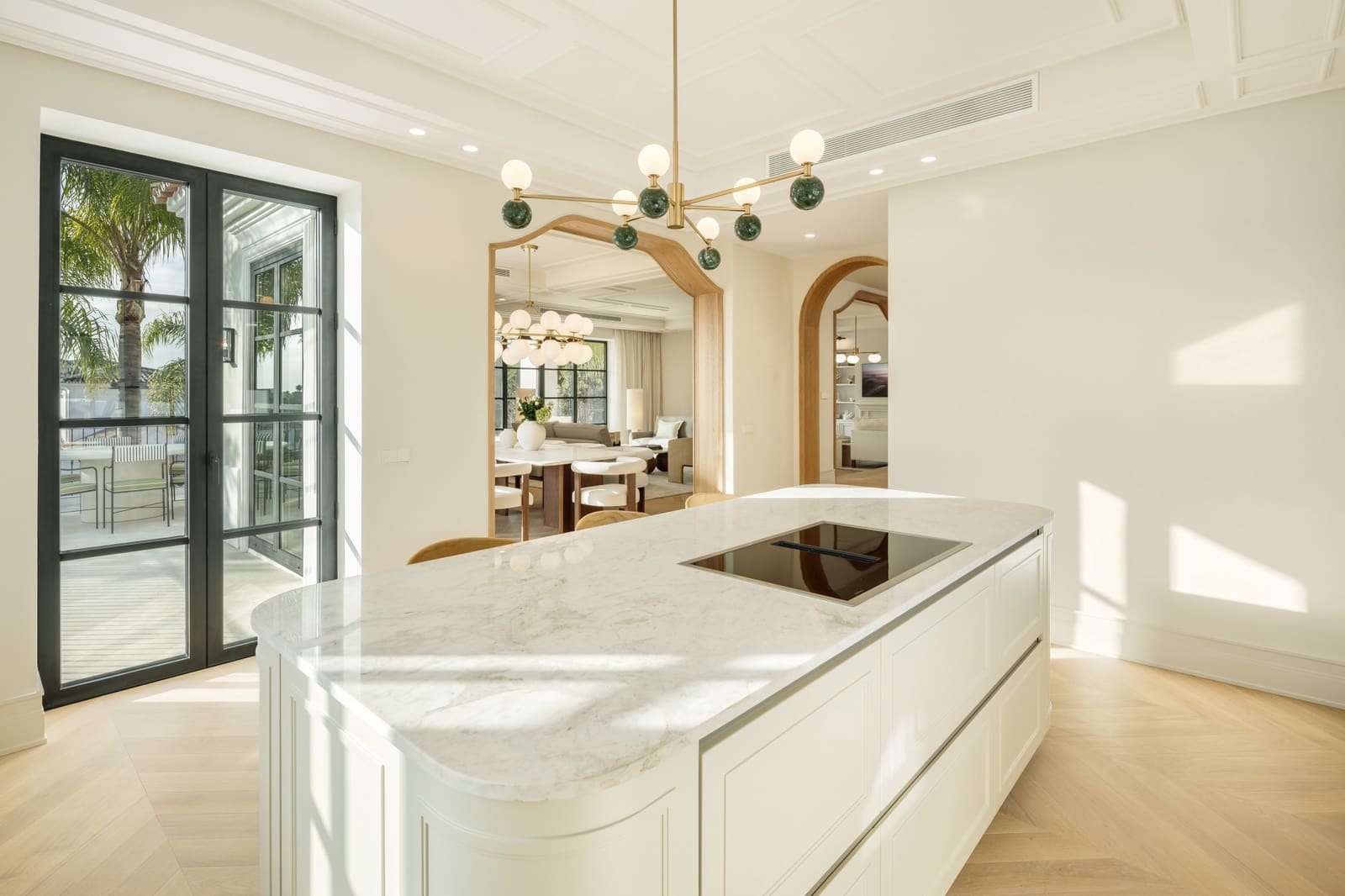5 Zimmer Villa zu verkaufen in Marbella mit Garage - 4.995.000 € (Ref: 9527348)