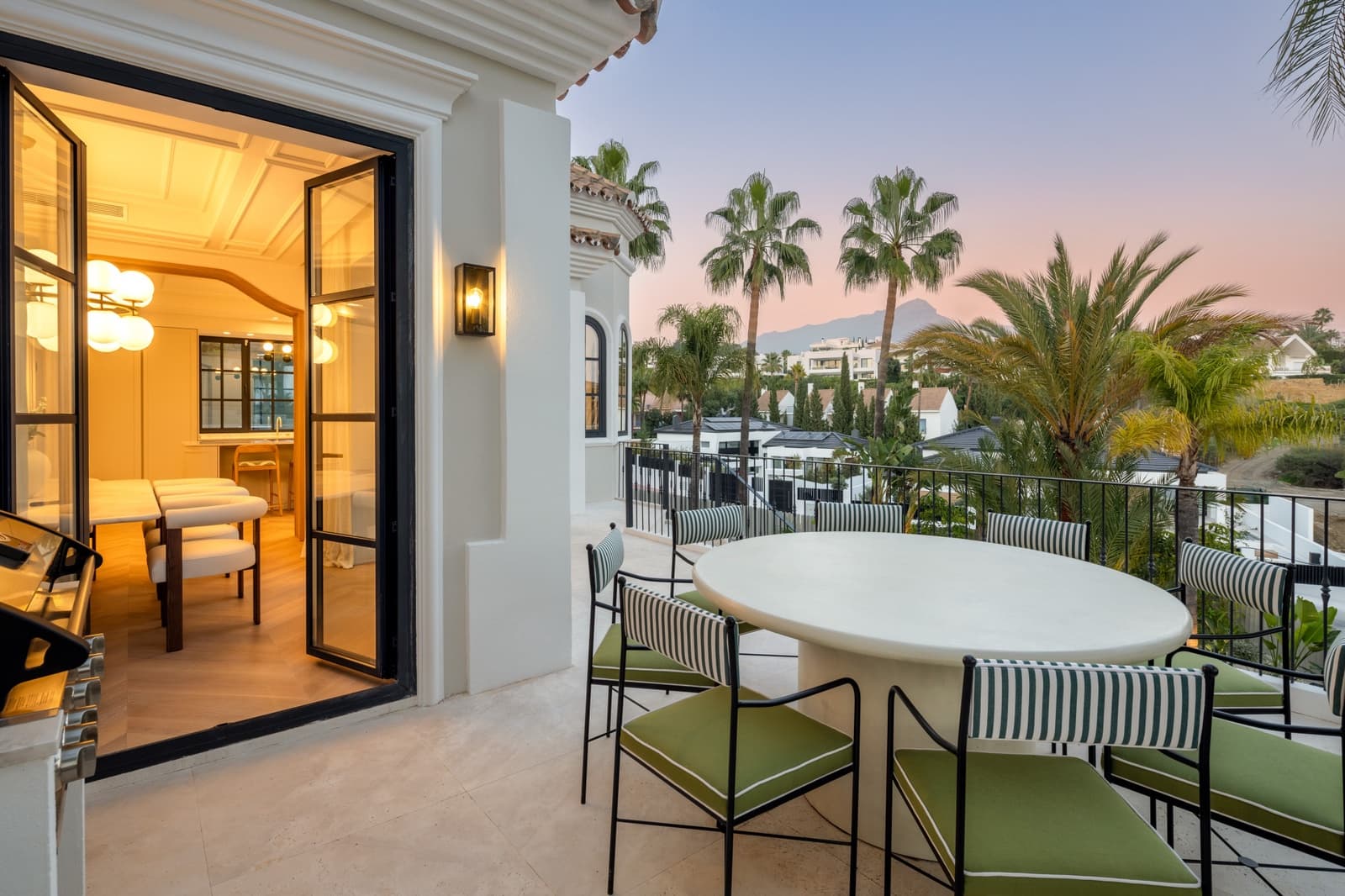 5 Zimmer Villa zu verkaufen in Marbella mit Garage - 4.995.000 € (Ref: 9527348)