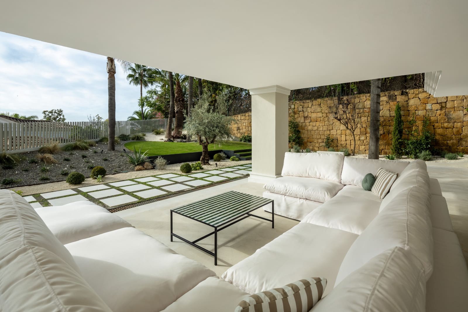 5 Zimmer Villa zu verkaufen in Marbella mit Garage - 4.995.000 € (Ref: 9527348)
