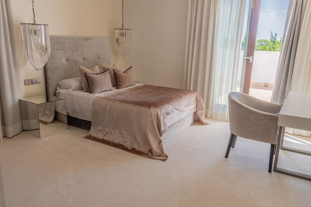 6 soverom Villa til salgs i Guadalmina med svømmebasseng garasje - € 8 450 000 (Ref: 9527386)