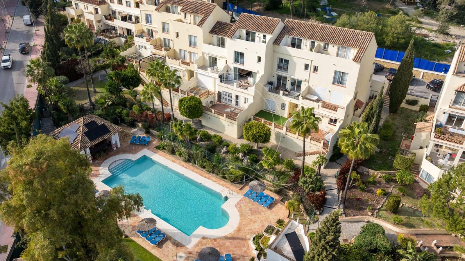 Casa de 3 habitaciones en Marbella en venta con piscina - 850.000 € (Ref: 9533425)