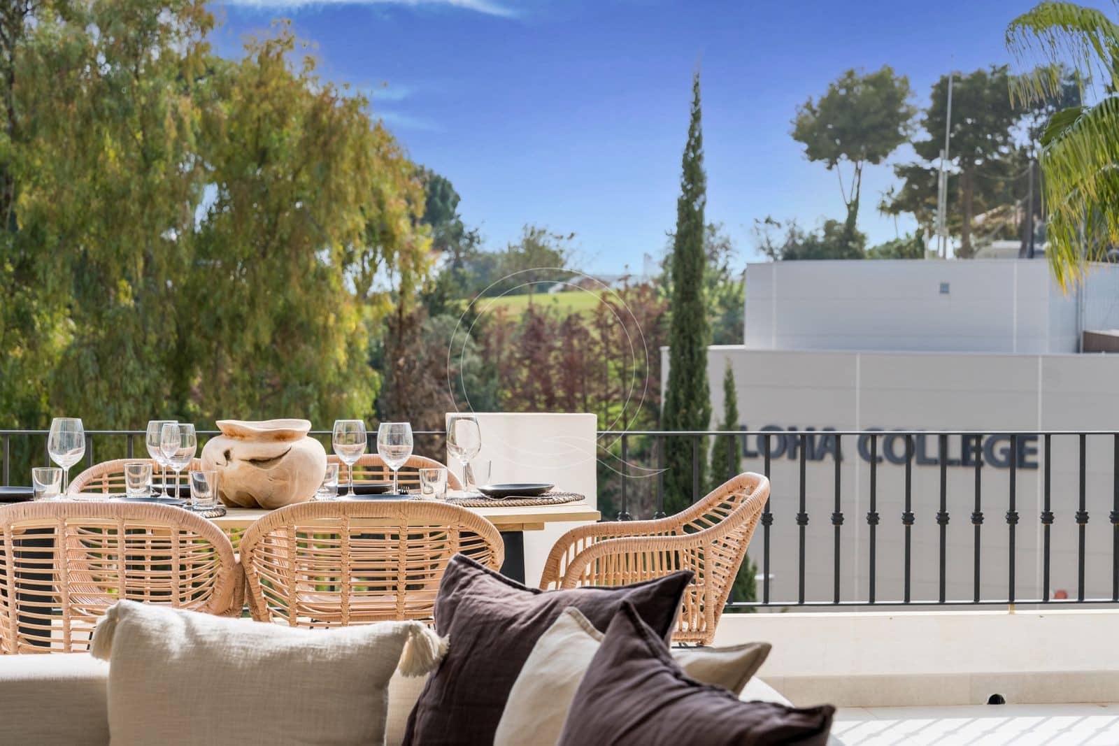 3 soveværelse Byhus til salg i Marbella med swimmingpool - € 850.000 (Ref: 9533425)