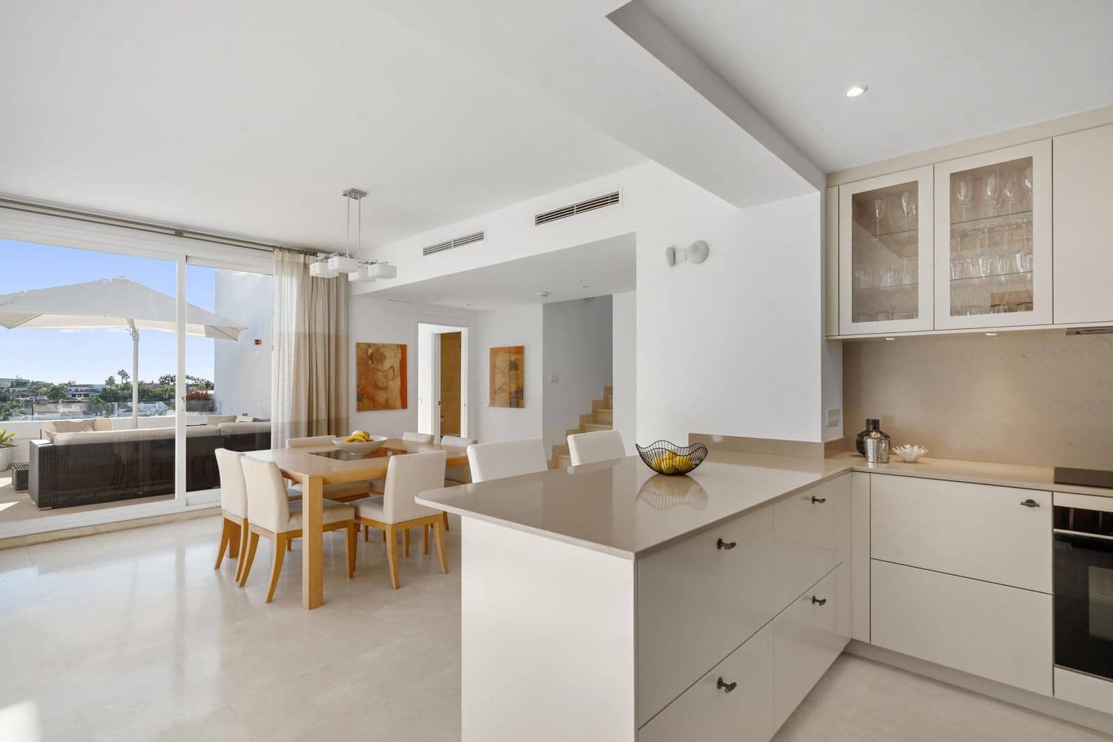3 bedroom Penthouse for sale in Nueva Andalucia with pool garage - € 1,695,000 (Ref: 9533428)