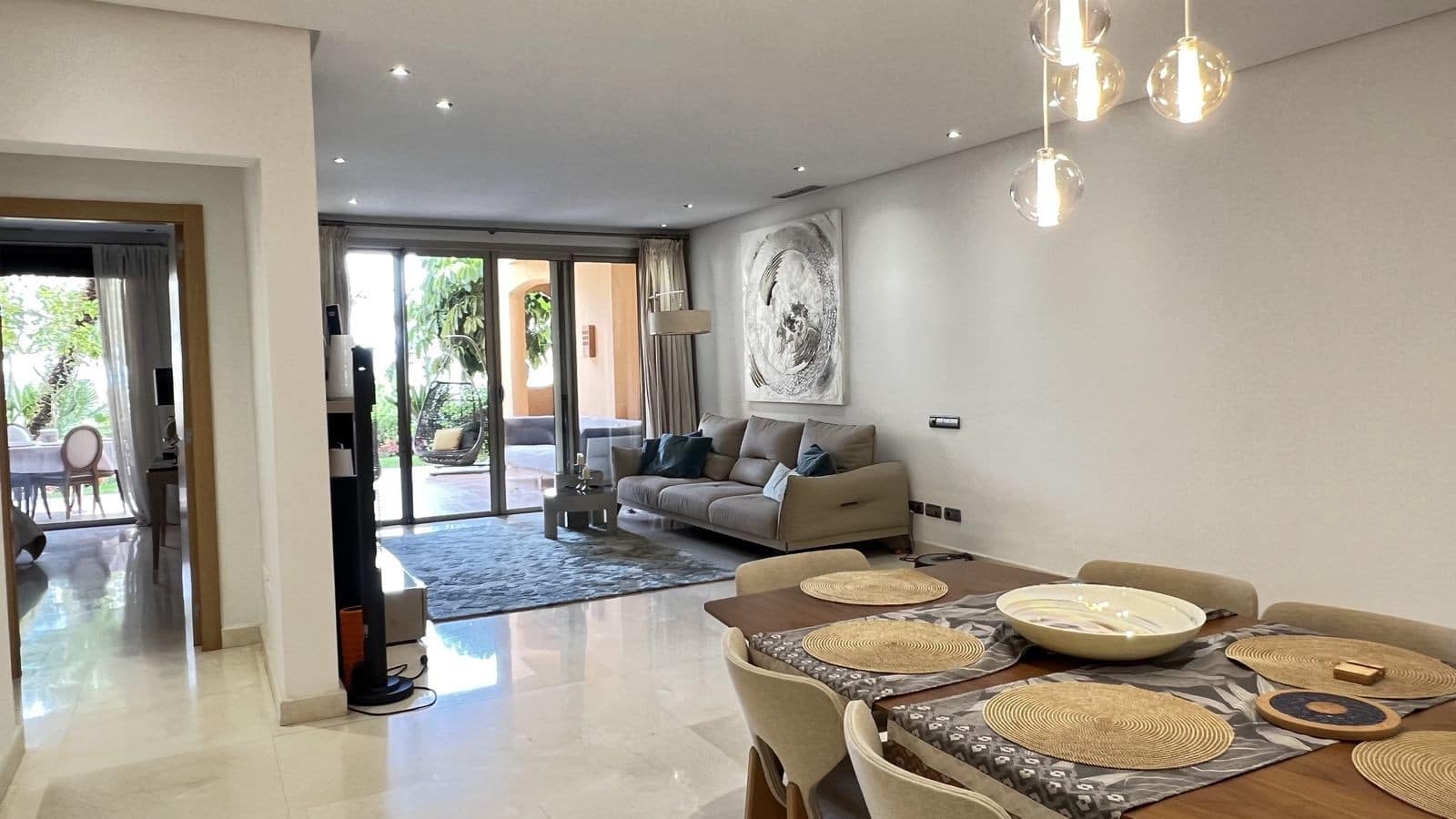 3 Zimmer Apartment zu verkaufen in Marbella mit Pool Garage - 1.495.000 € (Ref: 9535635)