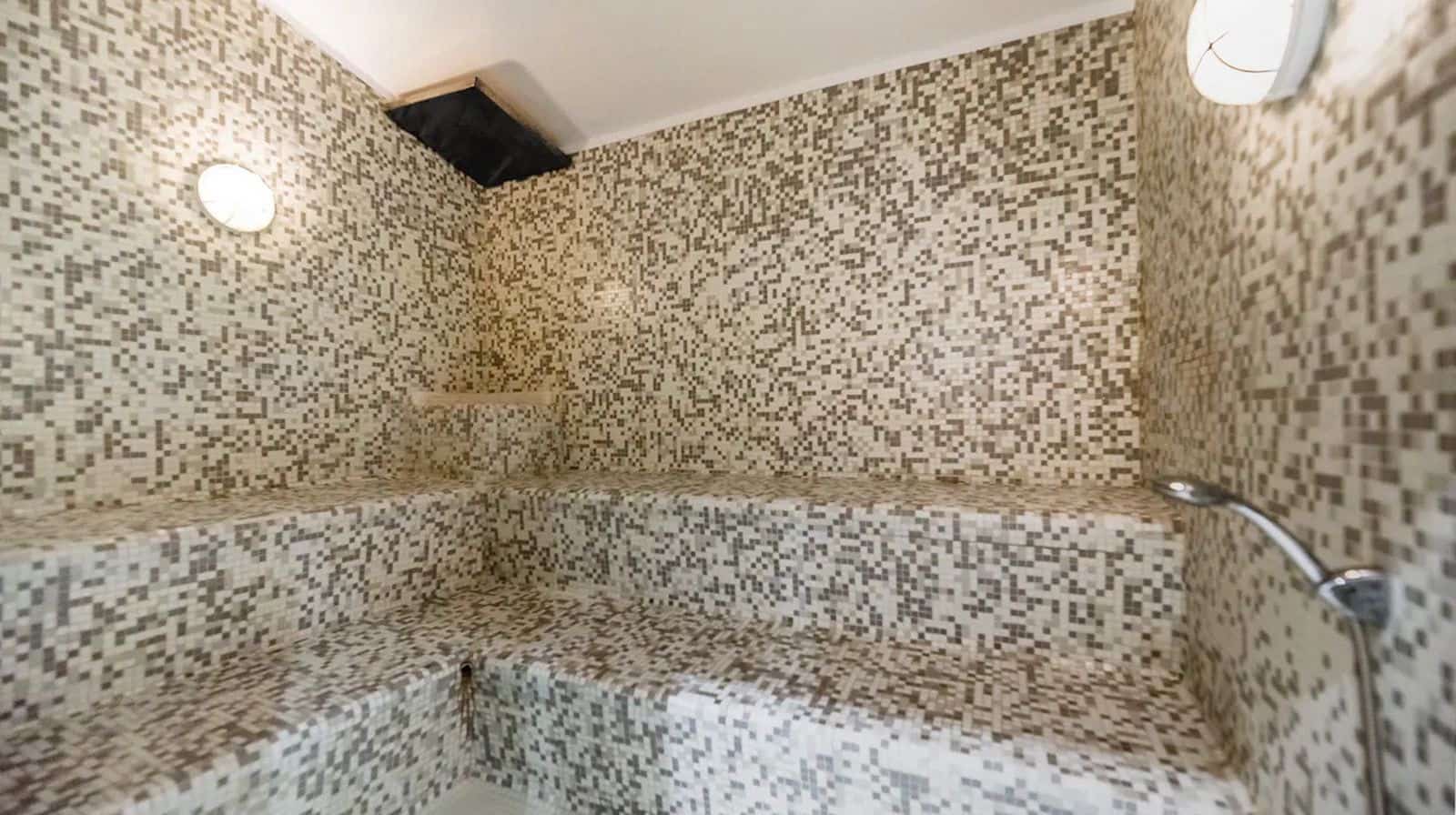 3 Zimmer Apartment zu verkaufen in Marbella mit Pool Garage - 1.495.000 € (Ref: 9535635)