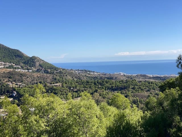 4 soverom Villa til salgs i Mijas med svømmebasseng garasje - € 1 750 000 (Ref: 9535636)