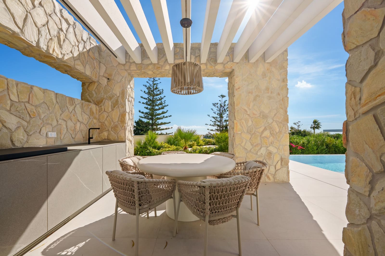 5 soverom Villa til salgs i Benahavis med svømmebasseng garasje - € 5 495 000 (Ref: 9555293)