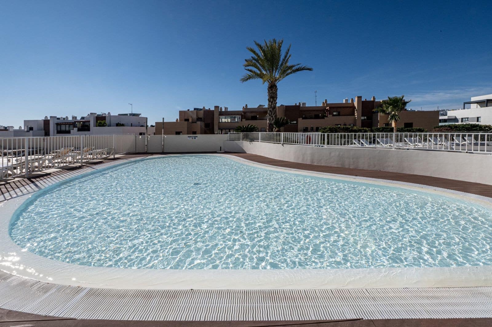 3 chambre Appartement à vendre à La Cala de Mijas avec piscine garage - 749 000 € (Ref: 9564897)