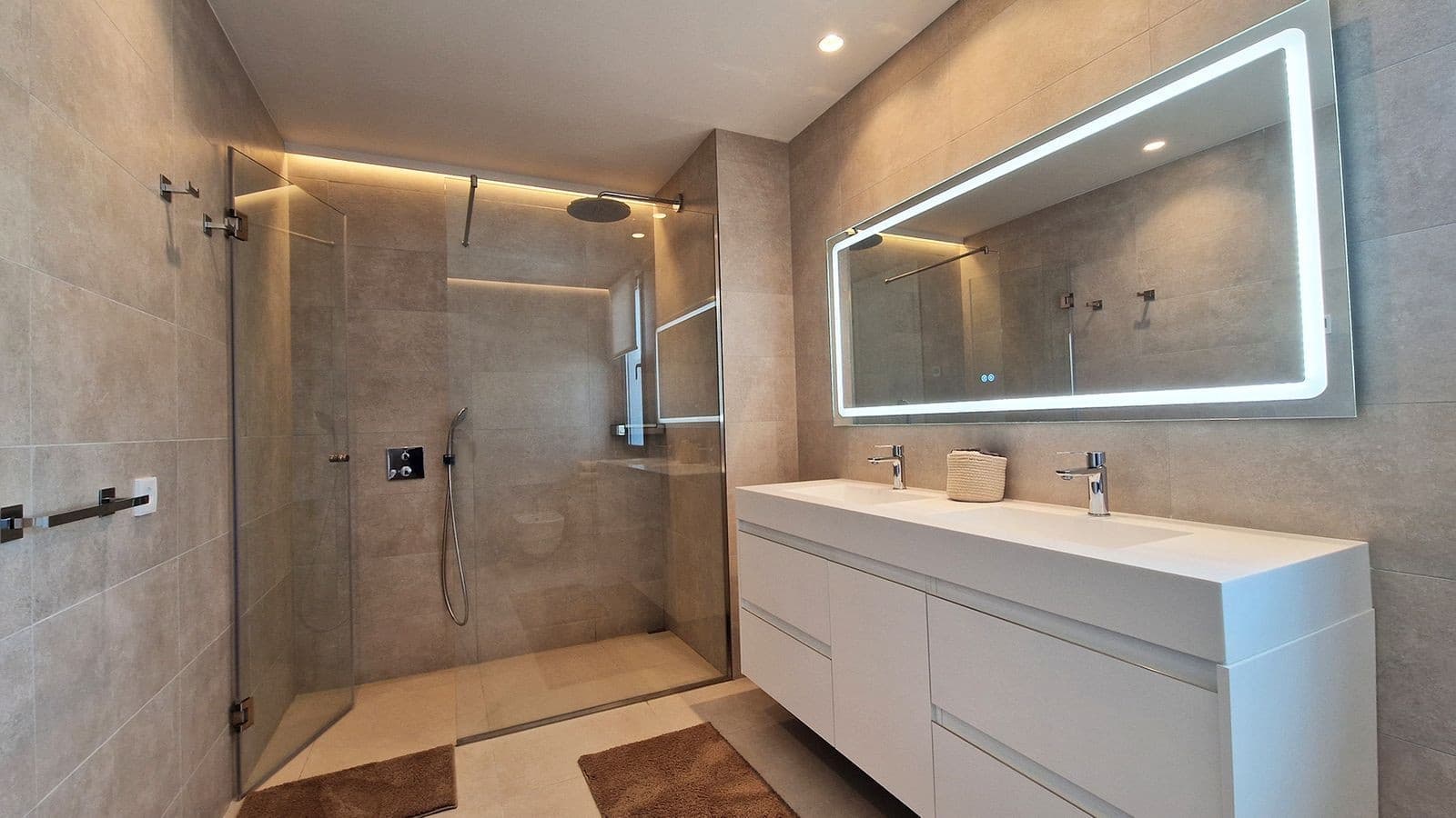 Chalet de 4 habitaciones en Mijas Costa en venta con piscina garaje - 2.000.000 € (Ref: 9564898)