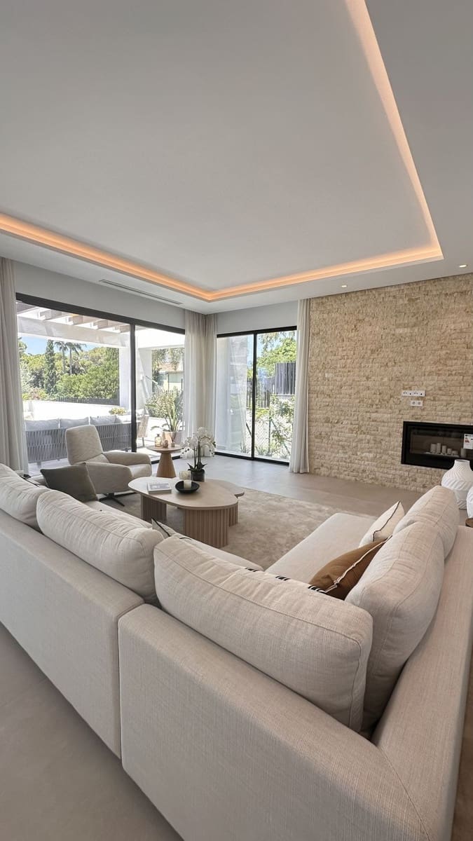 5 Zimmer Villa zu verkaufen in Marbella mit Pool Garage - 4.500.000 € (Ref: 9564899)