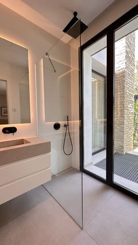 5 Zimmer Villa zu verkaufen in Marbella mit Pool Garage - 4.500.000 € (Ref: 9564899)