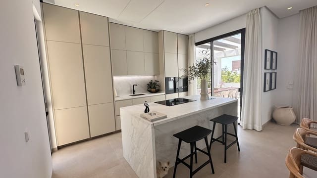 5 Zimmer Villa zu verkaufen in Marbella mit Pool Garage - 4.500.000 € (Ref: 9564899)