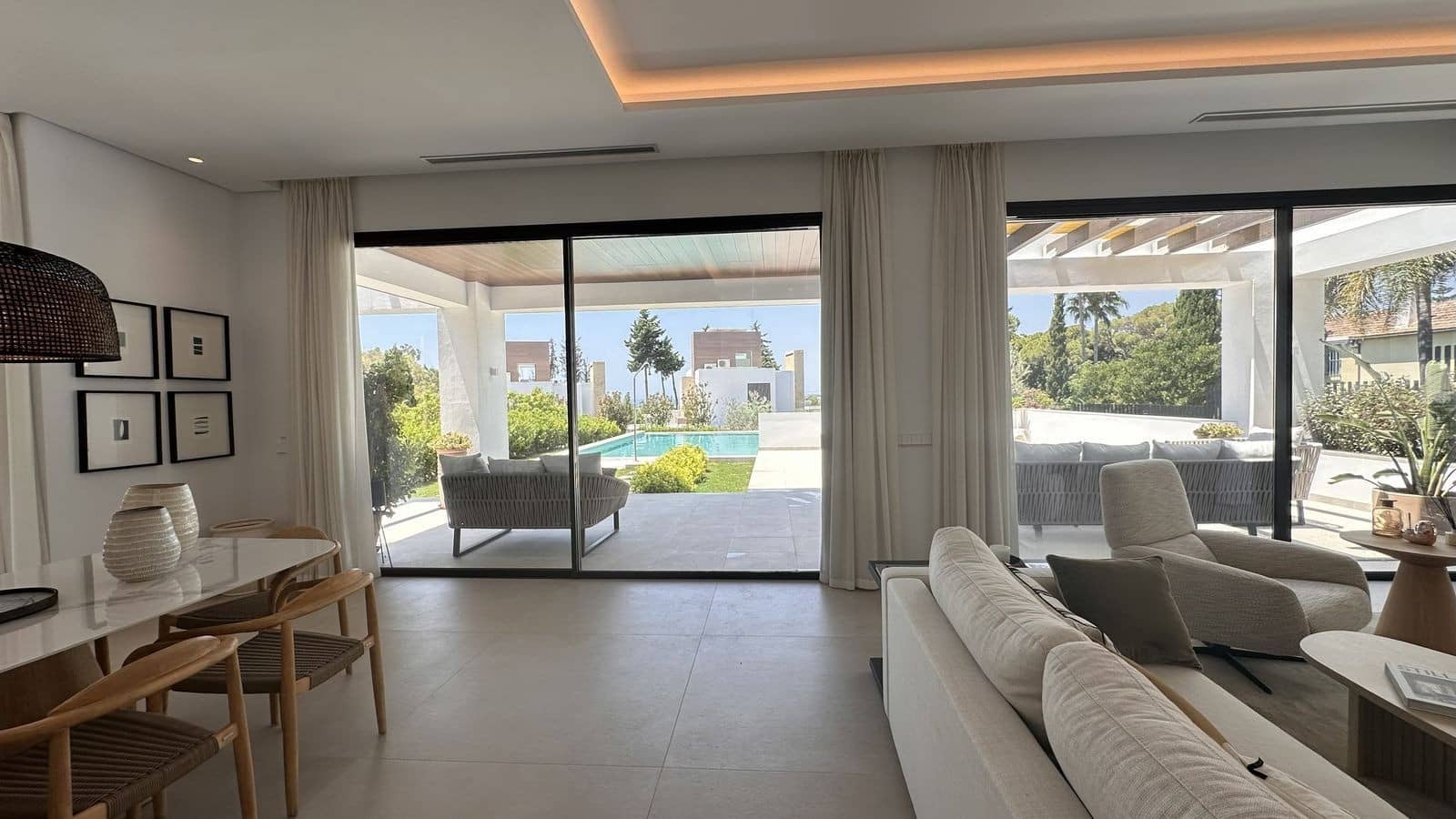 5 Zimmer Villa zu verkaufen in Marbella mit Pool Garage - 4.500.000 € (Ref: 9564899)