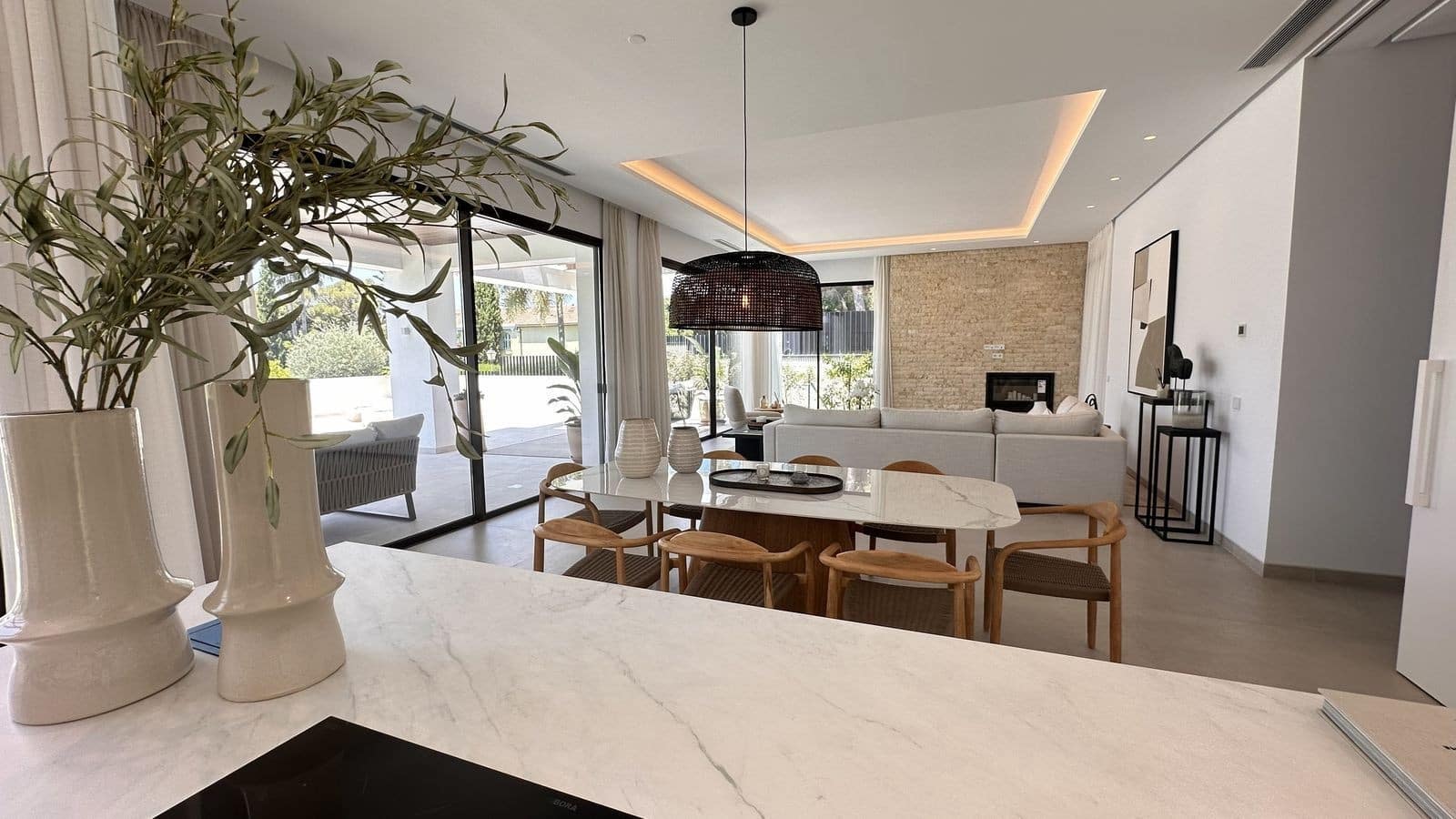 5 bedroom Villa for sale in Marbella with pool garage - € 4,500,000 (Ref: 9564899)